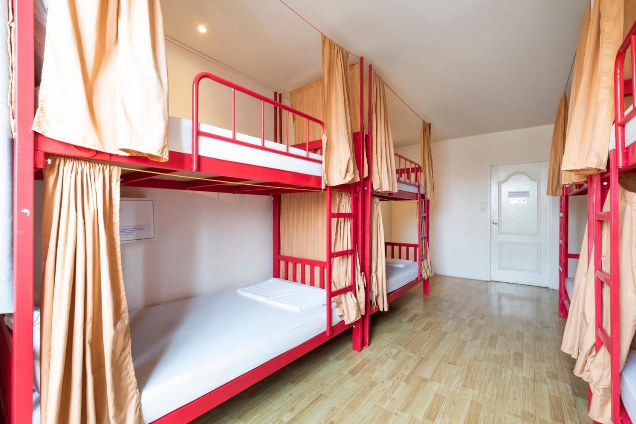 בנגקוק Oyo 618 At Khaosan Hostel (Adults Only) מראה חיצוני תמונה